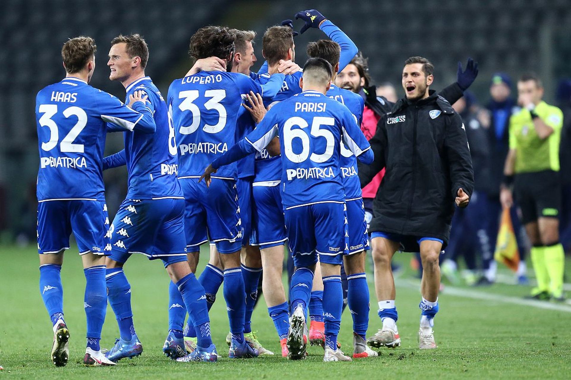 纷纷寻求新 纷纷寻求新